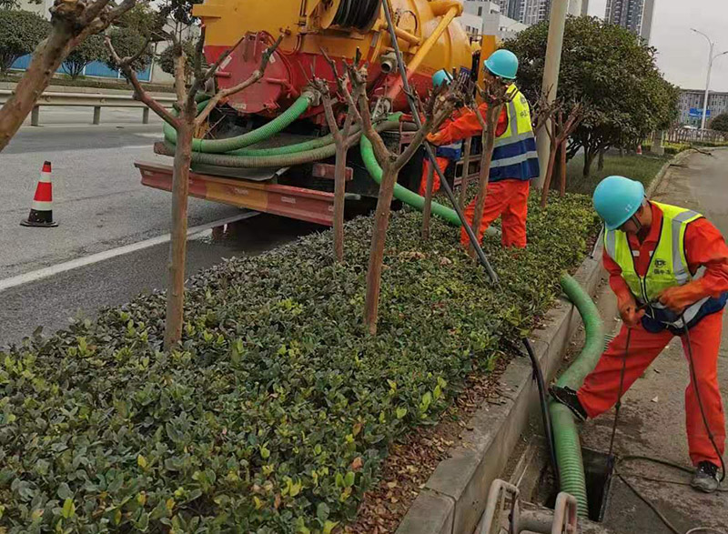香格里拉市政管道清淤